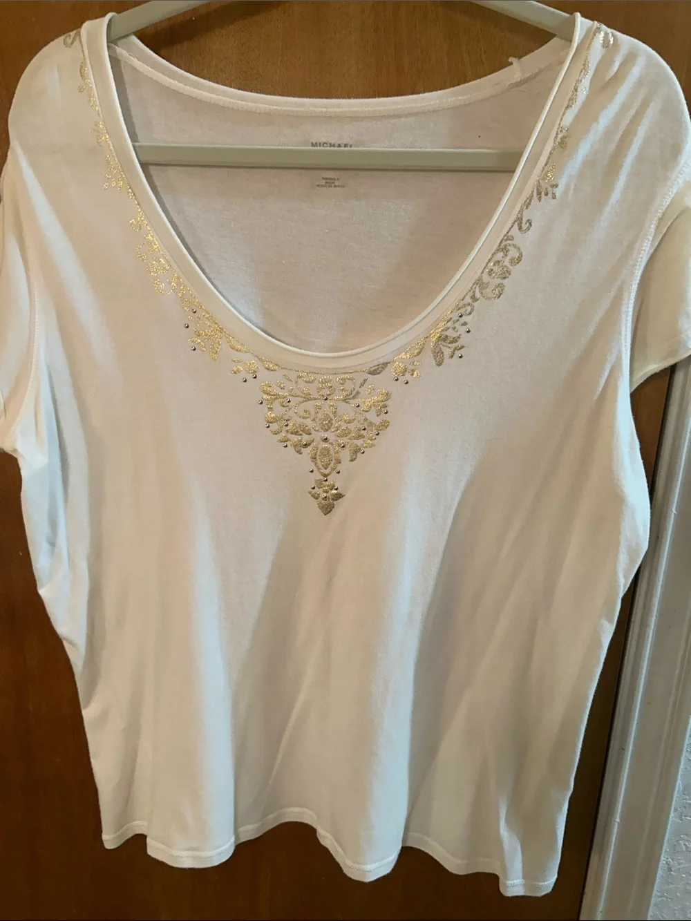 Michael Kors White Short Sleeve Scoop Neck Top with Gold Foil Accent